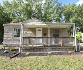 3446 Hadley Avenue, Youngstown, OH 44505