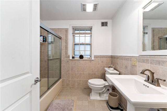 422 Bailey Ave, Mt Washington, PA 15211