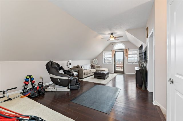 422 Bailey Ave, Mt Washington, PA 15211