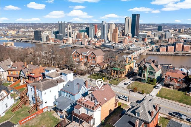 422 Bailey Ave, Mt Washington, PA 15211