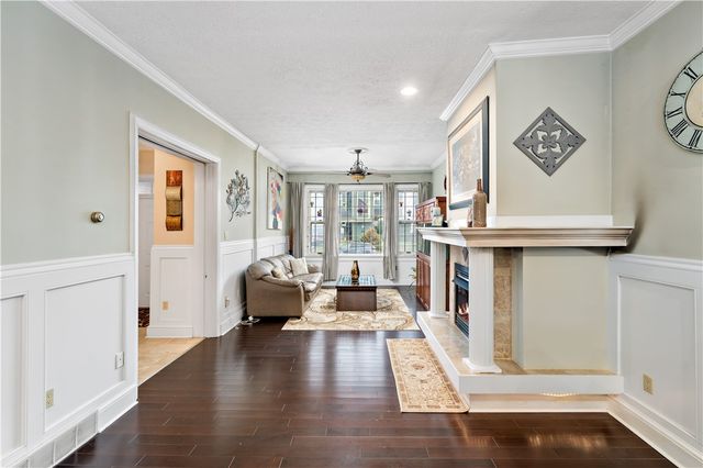 422 Bailey Ave, Mt Washington, PA 15211