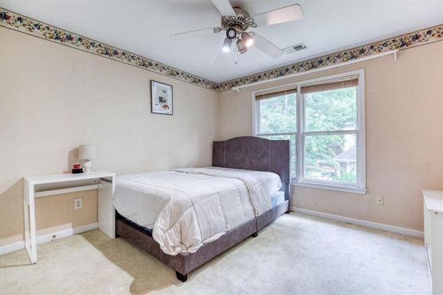 1008 Post Horn Run, Lawrenceville, GA 30045