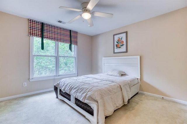 1008 Post Horn Run, Lawrenceville, GA 30045