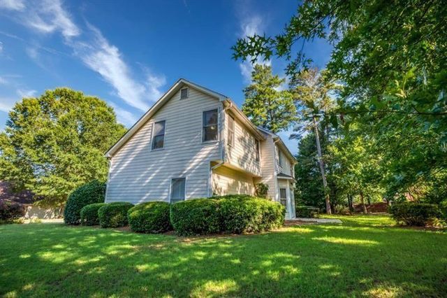 1008 Post Horn Run, Lawrenceville, GA 30045