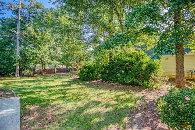 1008 Post Horn Run, Lawrenceville, GA 30045