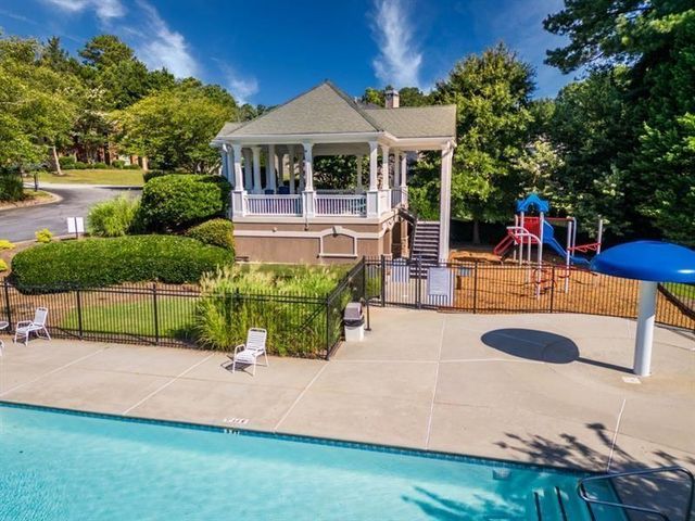 1008 Post Horn Run, Lawrenceville, GA 30045