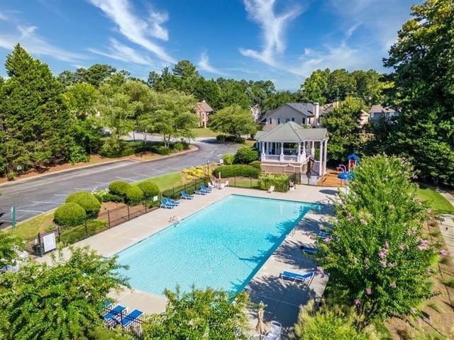 1008 Post Horn Run, Lawrenceville, GA 30045