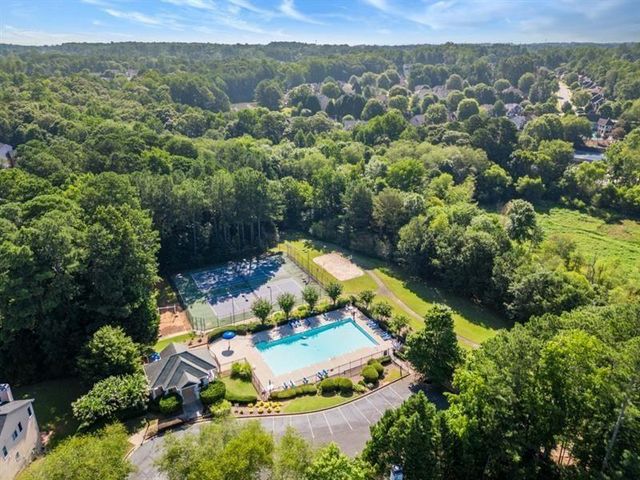 1008 Post Horn Run, Lawrenceville, GA 30045