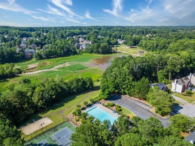 1008 Post Horn Run, Lawrenceville, GA 30045