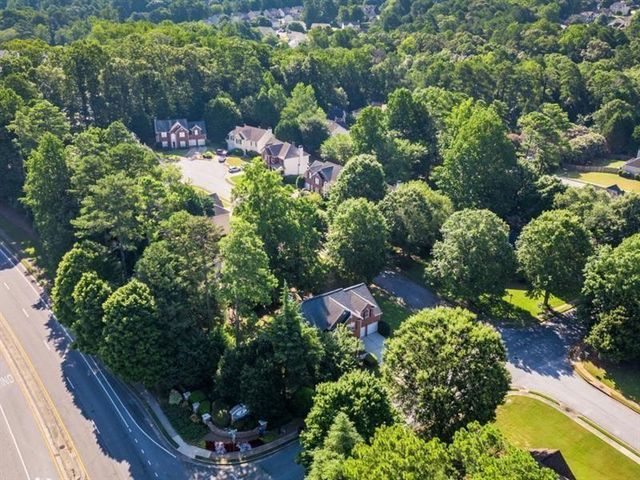 1008 Post Horn Run, Lawrenceville, GA 30045