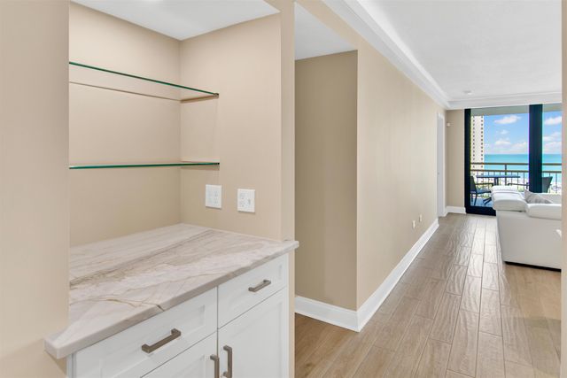 101 Ocean Creek Dr Apt EE10, Myrtle Beach, SC 29572