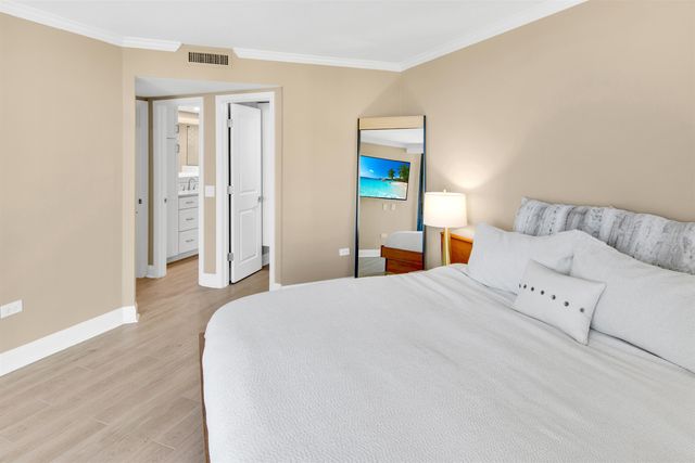 101 Ocean Creek Dr Apt EE10, Myrtle Beach, SC 29572
