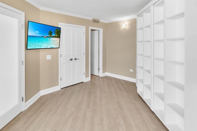 101 Ocean Creek Dr Apt EE10, Myrtle Beach, SC 29572