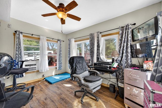 200 FALCON Drive, Green Valley, IL 61534