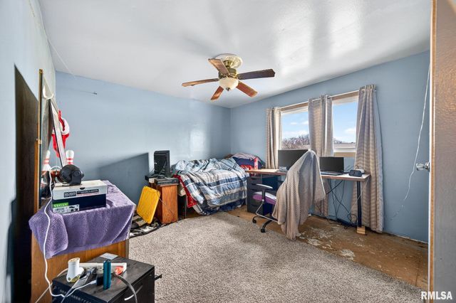 200 FALCON Drive, Green Valley, IL 61534