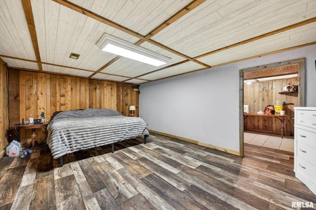 200 FALCON Drive, Green Valley, IL 61534