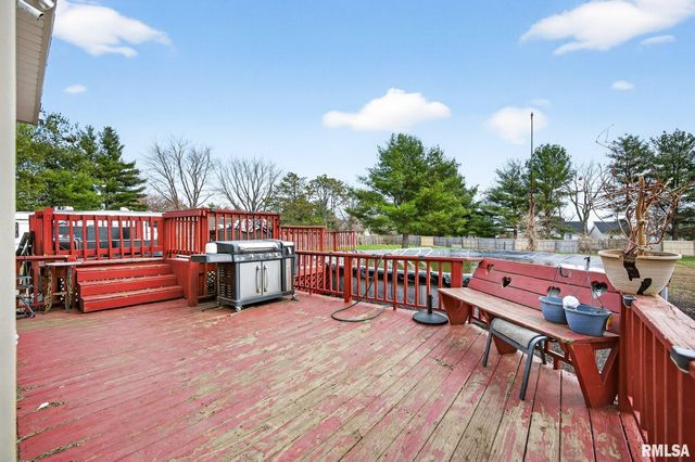 200 FALCON Drive, Green Valley, IL 61534