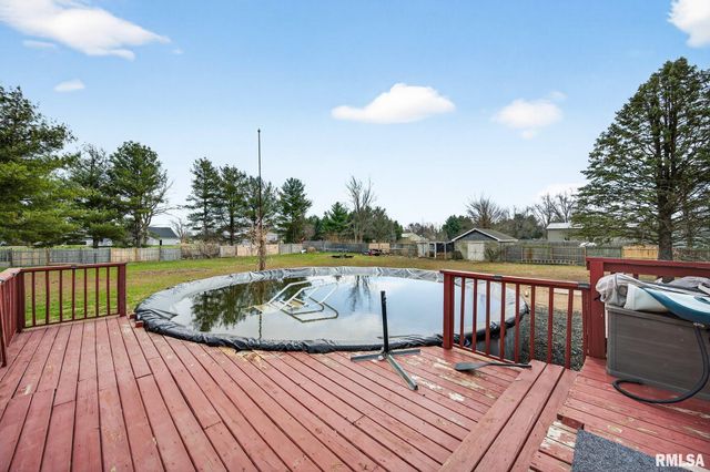 200 FALCON Drive, Green Valley, IL 61534