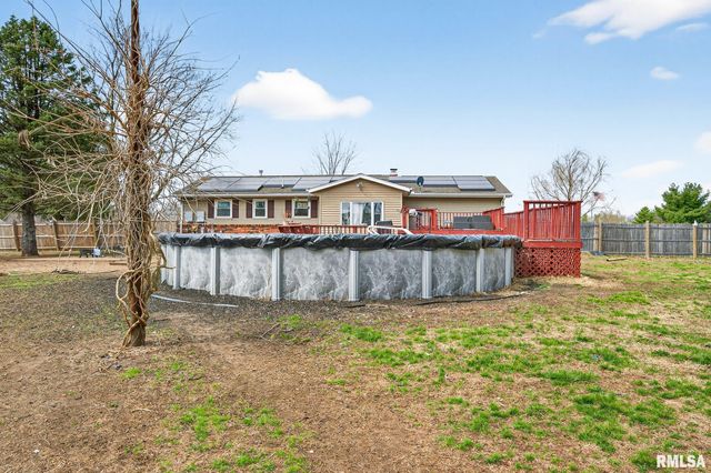 200 FALCON Drive, Green Valley, IL 61534