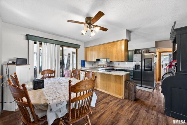 200 FALCON Drive, Green Valley, IL 61534