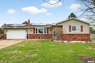 200 FALCON Drive, Green Valley, IL 61534