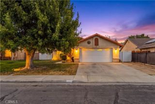 2811 E La Vida Drive, Lancaster, CA 93535