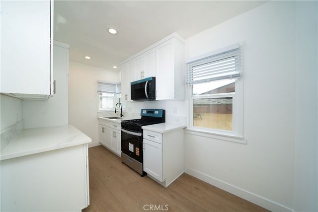 A Cedar Avenue, Long Beach, CA 90813