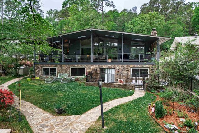 15 S Pego Way, Hot Springs Village, AR 71909