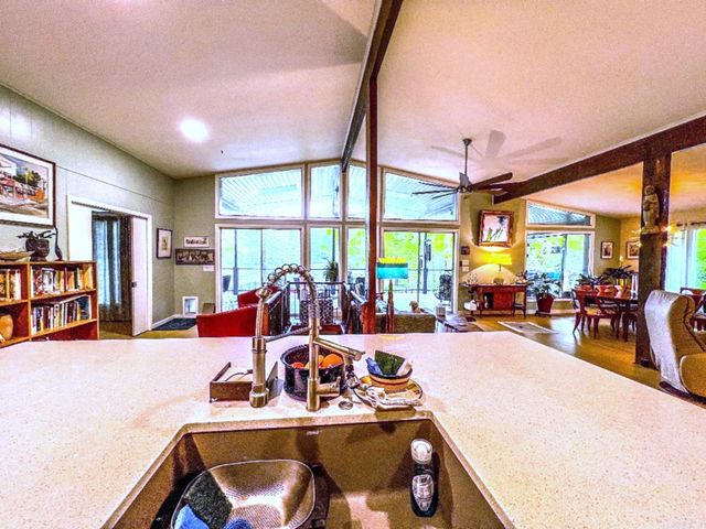 15 S Pego Way, Hot Springs Village, AR 71909