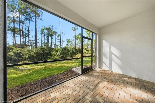 9180 Glenforest DR, Naples, FL 34120