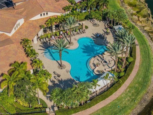 9180 Glenforest DR, Naples, FL 34120