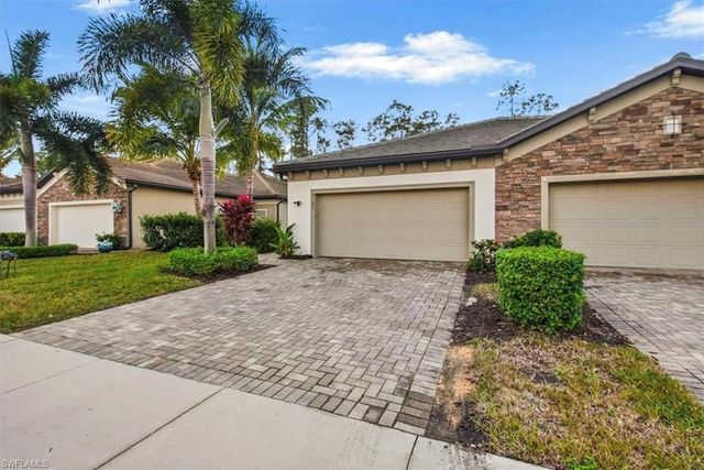 9180 Glenforest DR, Naples, FL 34120