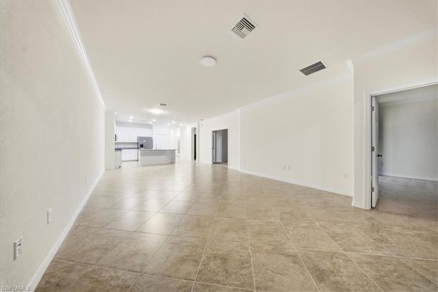 9180 Glenforest DR, Naples, FL 34120