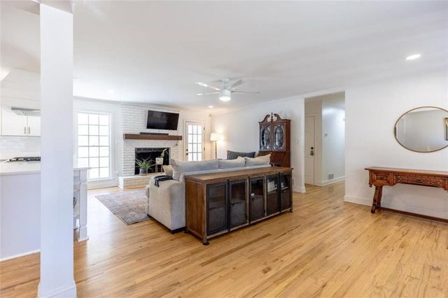 6435 Burnt Hickory Road NW, Acworth, GA 30101