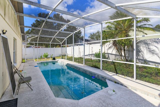 2161 RJ CIRCLE, Kissimmee, FL 34744