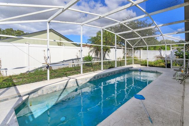 2161 RJ CIRCLE, Kissimmee, FL 34744