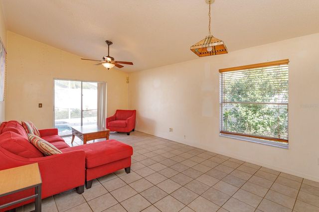 2161 RJ CIRCLE, Kissimmee, FL 34744