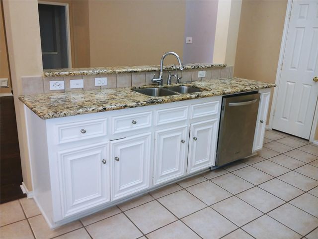 3519 Deerbrook Court, Pearland, TX 77584