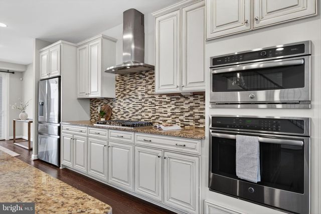 43388 WHITEHEAD TER, Ashburn, VA 20148