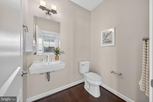 43388 WHITEHEAD TER, Ashburn, VA 20148