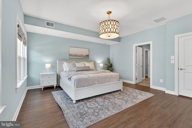 43388 WHITEHEAD TER, Ashburn, VA 20148