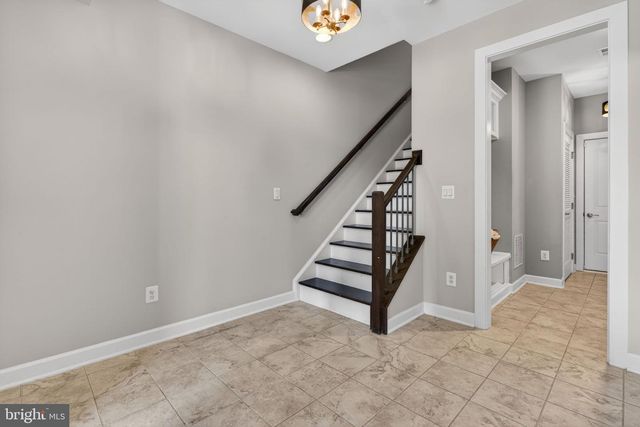 43388 WHITEHEAD TER, Ashburn, VA 20148
