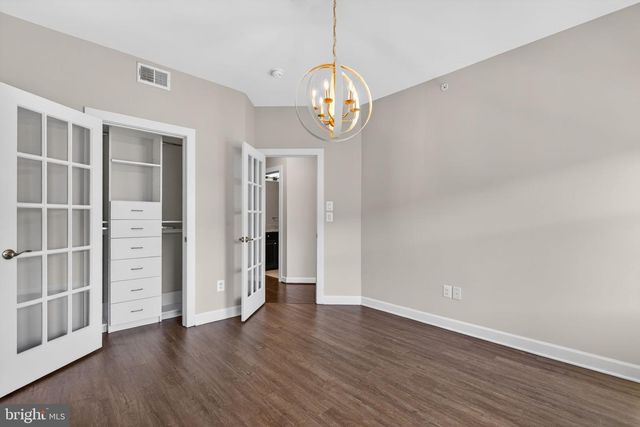 43388 WHITEHEAD TER, Ashburn, VA 20148