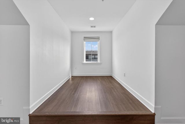 43388 WHITEHEAD TER, Ashburn, VA 20148