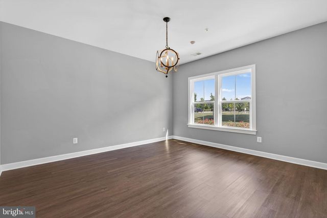 43388 WHITEHEAD TER, Ashburn, VA 20148