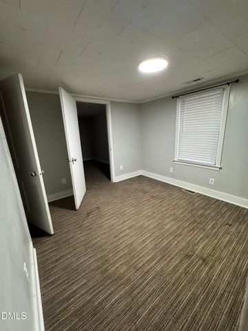 904 E Pope Street, Dunn, NC 28334