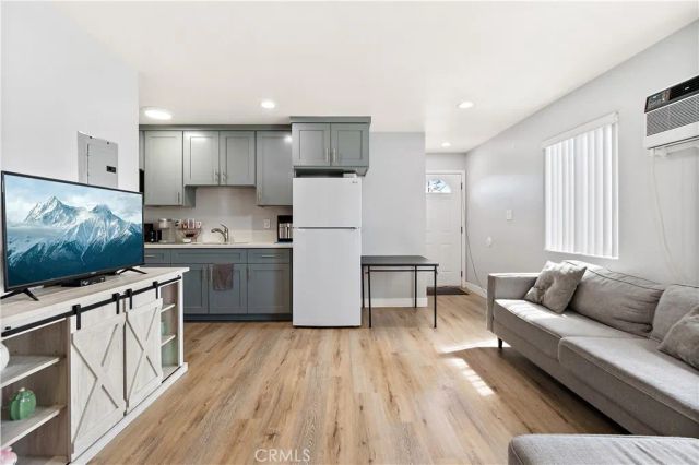 1301 E Pacific Coast, Wilmington, CA 90744
