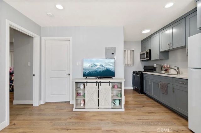1301 E Pacific Coast, Wilmington, CA 90744