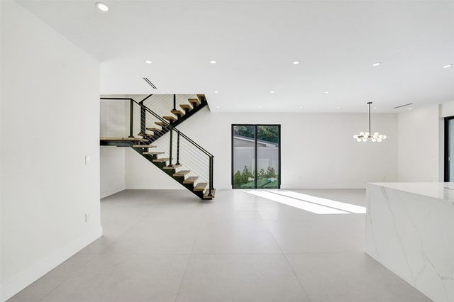 1525 NE 15th Ave, Fort Lauderdale, FL 33304