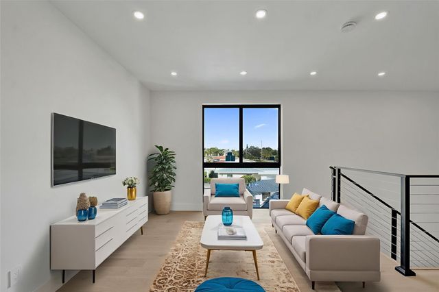 1525 NE 15th Ave, Fort Lauderdale, FL 33304